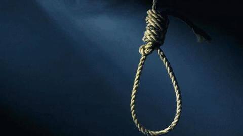 अहमदाबाद: अपने चार बच्चों को फंदे पर लटकाने के बाद दो भाइयों ने की आत्महत्या अहमदाबाद: अपने चार बच्चों को फंदे पर लटकाने के बाद दो भाइयों ने की आत्महत्या