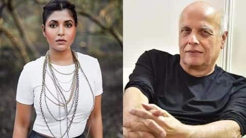रिश्तेदार ने महेश भट्ट को बताया इंडस्ट्री का 'डॉन', लगाए कई गंभीर आरोप रिश्तेदार ने महेश भट्ट को बताया इंडस्ट्री का 'डॉन', लगाए कई गंभीर आरोप