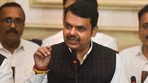 महाराष्ट्र: क्या फडणवीस सरकार ने कराई थी विपक्षी नेताओं की फोन टैपिंग? महाराष्ट्र: क्या फडणवीस सरकार ने कराई थी विपक्षी नेताओं की फोन टैपिंग?