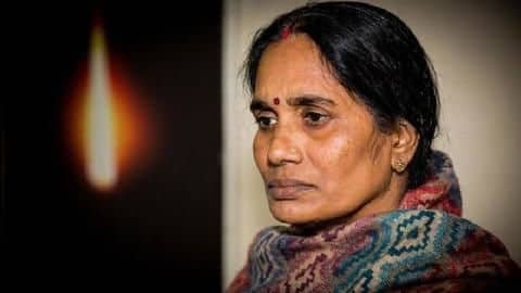 निर्भया की मां को दी गई दोषियों को माफ करने की सलाह, क्यों कहा गया ऐसा? निर्भया की मां को दी गई दोषियों को माफ करने की सलाह, क्यों कहा गया ऐसा?