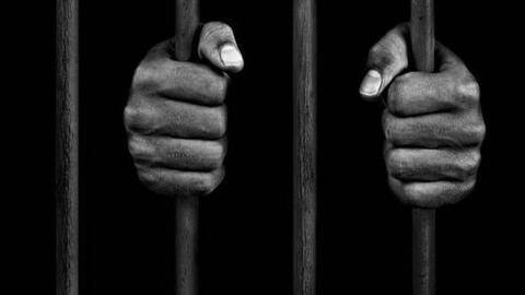 देश की जेलों में बंद हैं 4.78 लाख कैदी, 66 प्रतिशत ST, SC और OBC देश की जेलों में बंद हैं 4.78 लाख कैदी, 66 प्रतिशत ST, SC और OBC