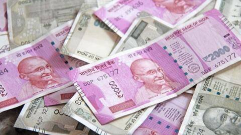 मध्य प्रदेश: 10 साल के बच्चे ने 30 सेकंड में बैंक से उड़ाए 10 लाख रुपये मध्य प्रदेश: 10 साल के बच्चे ने 30 सेकंड में बैंक से उड़ाए 10 लाख रुपये