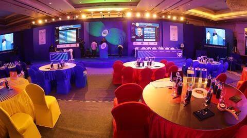IPL Auction 2019: आज लगेगी खिलाड़ियों की बोली, यहां जानिये प्रत्येक टीम की महत्वपूर्ण जानकारियां IPL Auction 2019: आज लगेगी खिलाड़ियों की बोली, यहां जानिये प्रत्येक टीम की महत्वपूर्ण जानकारियां