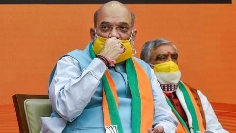 प्रधानमंत्री मोदी के बाद गृह मंत्री अमित शाह ने लगवाई कोरोना वैक्सीन की पहली खुराक प्रधानमंत्री मोदी के बाद गृह मंत्री अमित शाह ने लगवाई कोरोना वैक्सीन की पहली खुराक