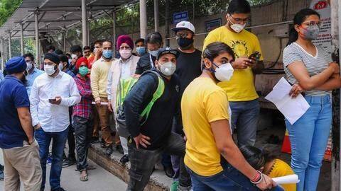 कोरोना वायरस: समीक्षा के लिए प्रधानमंत्री मोदी ने की बैठक, कहा- अफवाहों पर न दें ध्यान कोरोना वायरस: समीक्षा के लिए प्रधानमंत्री मोदी ने की बैठक, कहा- अफवाहों पर न दें ध्यान