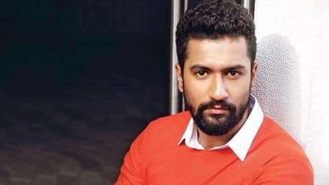 हॉरर फिल्म के लुक पोस्टर में खौफनाक अंदाज में विक्की कौशल, जानें कब होगी रिलीज़ हॉरर फिल्म के लुक पोस्टर में खौफनाक अंदाज में विक्की कौशल, जानें कब होगी रिलीज़