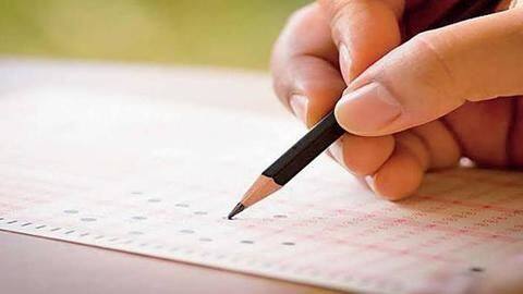 UPPSC Exam 2019: जानें क्या है परीक्षा पैटर्न और कैसे डाउनलोड करें एडमिट कार्ड UPPSC Exam 2019: जानें क्या है परीक्षा पैटर्न और कैसे डाउनलोड करें एडमिट कार्ड