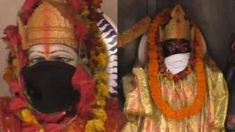 बढ़ते वायु प्रदूषण की वजह से वाराणसी में मूर्तियों को भी लगाए गए मास्क बढ़ते वायु प्रदूषण की वजह से वाराणसी में मूर्तियों को भी लगाए गए मास्क