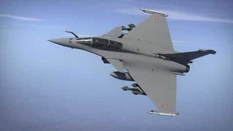 जानें क्या हैं राफेल लड़ाकू विमान की खासियतें, जिससे जुड़ा सौदा है विवादों में जानें क्या हैं राफेल लड़ाकू विमान की खासियतें, जिससे जुड़ा सौदा है विवादों में