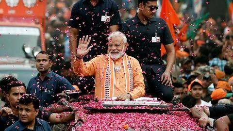 लोकसभा चुनाव के आखिरी चरण का मतदान जारी, प्रधानमंत्री मोदी समेत कई बड़े उम्मीदवार मैदान में लोकसभा चुनाव के आखिरी चरण का मतदान जारी, प्रधानमंत्री मोदी समेत कई बड़े उम्मीदवार मैदान में