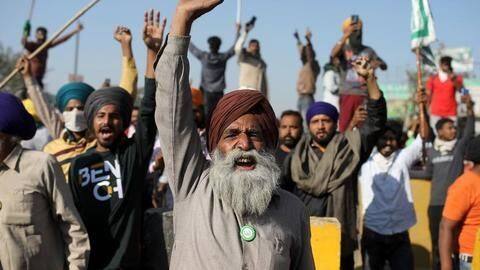 किसान आंदोलन: बैठक से पहले किसानों ने दी चेतावनी, कहा- सरकार के पास है आखिरी मौका किसान आंदोलन: बैठक से पहले किसानों ने दी चेतावनी, कहा- सरकार के पास है आखिरी मौका