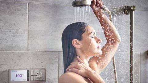 सर्दियों में ठंडे पानी से नहाना चाहिए या गर्म पानी से? सर्दियों में ठंडे पानी से नहाना चाहिए या गर्म पानी से?
