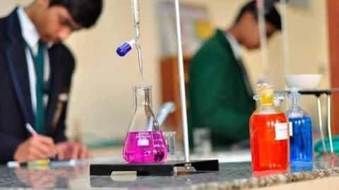 CBSE Board Exam 2020: प्रैक्टिकल परीक्षाओं का शेड्यूल हुआ जारी, जानें कब से होगी परीक्षा CBSE Board Exam 2020: प्रैक्टिकल परीक्षाओं का शेड्यूल हुआ जारी, जानें कब से होगी परीक्षा