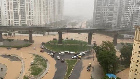 दिल्ली-NCR में भारी बारिश से कई इलाकों में जलभराव, मौसम विभाग ने जारी की चेतावनी दिल्ली-NCR में भारी बारिश से कई इलाकों में जलभराव, मौसम विभाग ने जारी की चेतावनी