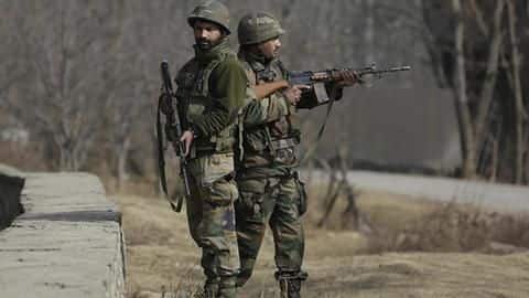 जम्मू-कश्मीर: अनंतनाग में आतंकी हमला, CRPF का जवान शहीद और एक बच्चे की मौत जम्मू-कश्मीर: अनंतनाग में आतंकी हमला, CRPF का जवान शहीद और एक बच्चे की मौत