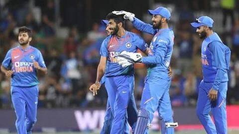 न्यूजीलैंड बनाम भारत: चौथे के बाद अब पांचवें टी-20 में भी लगा भारतीय टीम पर जुर्माना न्यूजीलैंड बनाम भारत: चौथे के बाद अब पांचवें टी-20 में भी लगा भारतीय टीम पर जुर्माना