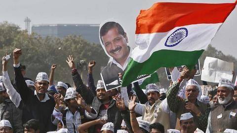दिल्ली: नए विधायकों में लगभग तीन-चौथाई करोड़पति, दागियों की संख्या भी बढ़ी दिल्ली: नए विधायकों में लगभग तीन-चौथाई करोड़पति, दागियों की संख्या भी बढ़ी