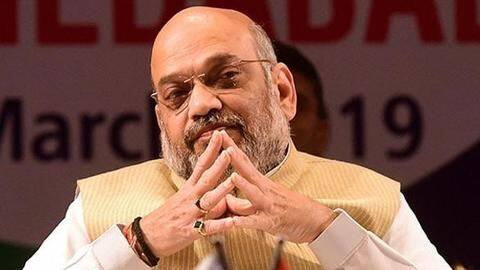 मध्य प्रदेश: विंग कमांडर ने गृहमंत्री अमित शाह बनकर राज्यपाल को किया फोन, गिरफ्तार मध्य प्रदेश: विंग कमांडर ने गृहमंत्री अमित शाह बनकर राज्यपाल को किया फोन, गिरफ्तार
