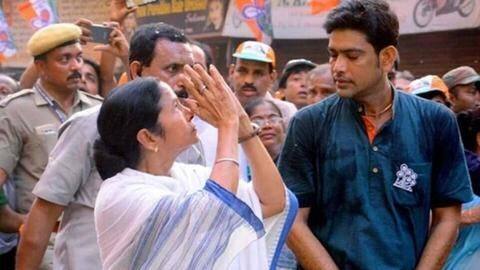 पश्चिम बंगाल: TMC को एक और बड़ा झटका, लक्ष्मी रतन शुक्ला का मंत्री पद से इस्तीफा पश्चिम बंगाल: TMC को एक और बड़ा झटका, लक्ष्मी रतन शुक्ला का मंत्री पद से इस्तीफा