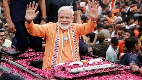 लोकसभा चुनाव परिणाम: शुरुआती रुझानों में NDA बड़ी जीत की ओर, जानें चर्चित सीटों का हाल लोकसभा चुनाव परिणाम: शुरुआती रुझानों में NDA बड़ी जीत की ओर, जानें चर्चित सीटों का हाल
