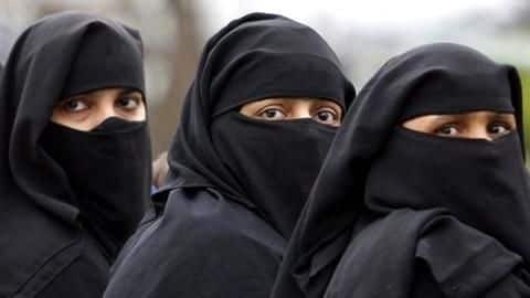 इस कांग्रेस नेता ने कहा था, 'अगर मुस्लिम गटर में रहना चाहते हैं, तो रहने दो' इस कांग्रेस नेता ने कहा था, 'अगर मुस्लिम गटर में रहना चाहते हैं, तो रहने दो'