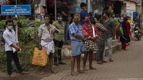 कोरोना वायरस: देश में बीते दिन मिले 12,899 नए मरीज, दूसरा सर्वाधिक प्रभावित राज्य बना केरल कोरोना वायरस: देश में बीते दिन मिले 12,899 नए मरीज, दूसरा सर्वाधिक प्रभावित राज्य बना केरल