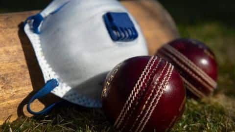कोरोना वायरस: बॉल-टेंपरिंग को वैध करने पर विचार कर रही है ICC कोरोना वायरस: बॉल-टेंपरिंग को वैध करने पर विचार कर रही है ICC