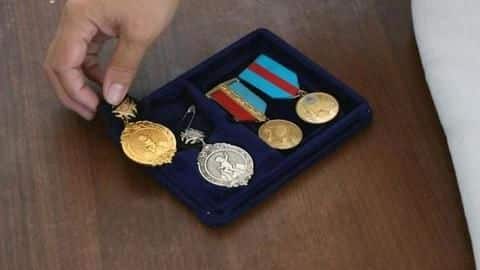 इस देश में सात से अधिक बच्चे पैदा करने पर माँ को मिलता है गोल्ड मेडल इस देश में सात से अधिक बच्चे पैदा करने पर माँ को मिलता है गोल्ड मेडल
