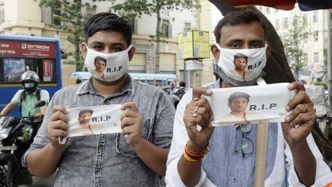 कोरोना काल में सुशांत सिंह राजपूत को श्रद्धांजलि देने के लिए बनाए गए अनोखे मास्क कोरोना काल में सुशांत सिंह राजपूत को श्रद्धांजलि देने के लिए बनाए गए अनोखे मास्क