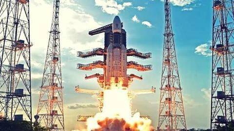 ISRO Recruitment 2020: साइंटिस्ट और इंजीनियर समेत कई पदों पर निकली भर्ती, जल्द करें आवेदन ISRO Recruitment 2020: साइंटिस्ट और इंजीनियर समेत कई पदों पर निकली भर्ती, जल्द करें आवेदन