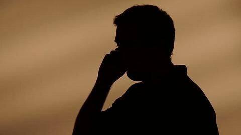 मुंबई: अश्लील बातें करने के लिए व्यक्ति ने फाइव स्टार होटल में की 4,500 कॉल्स, गिरफ्तार मुंबई: अश्लील बातें करने के लिए व्यक्ति ने फाइव स्टार होटल में की 4,500 कॉल्स, गिरफ्तार