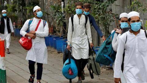 कोरोना वायरस: तबलीगी जमात से जुड़े 1,300 विदेशियों सहित 9,000 लोगों को किया गया क्वारंटाइन कोरोना वायरस: तबलीगी जमात से जुड़े 1,300 विदेशियों सहित 9,000 लोगों को किया गया क्वारंटाइन