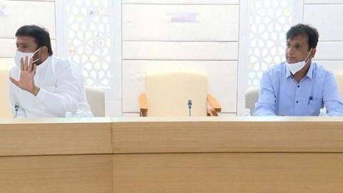 गुजरात में कांग्रेस विधायक कोरोना पॉजिटिव, मुख्यमंत्री और उपमुख्यमंत्री से कर चुके हैं मुलाकात गुजरात में कांग्रेस विधायक कोरोना पॉजिटिव, मुख्यमंत्री और उपमुख्यमंत्री से कर चुके हैं मुलाकात