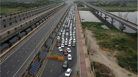 एक हफ्ते के अंदर दिल्ली-NCR में आवागमन के लिए एक समान नीति बनाएं राज्य- सुप्रीम कोर्ट एक हफ्ते के अंदर दिल्ली-NCR में आवागमन के लिए एक समान नीति बनाएं राज्य- सुप्रीम कोर्ट