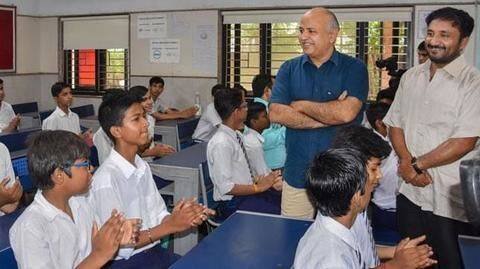 अब दिल्ली के सरकारी स्कूलों में पढ़ाएंगे सुपर 30 के आनंद कुमार अब दिल्ली के सरकारी स्कूलों में पढ़ाएंगे सुपर 30 के आनंद कुमार