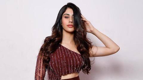 'लवयात्री' की अभिनेत्री वरीना हुसैन कर सकती हैं दक्षिण भारतीय फिल्मों में डेब्यू 'लवयात्री' की अभिनेत्री वरीना हुसैन कर सकती हैं दक्षिण भारतीय फिल्मों में डेब्यू