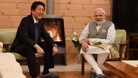 नागरिकता कानून पर विरोध प्रदर्शनों के कारण जापानी प्रधानमंत्री ने रद्द की भारत यात्रा नागरिकता कानून पर विरोध प्रदर्शनों के कारण जापानी प्रधानमंत्री ने रद्द की भारत यात्रा