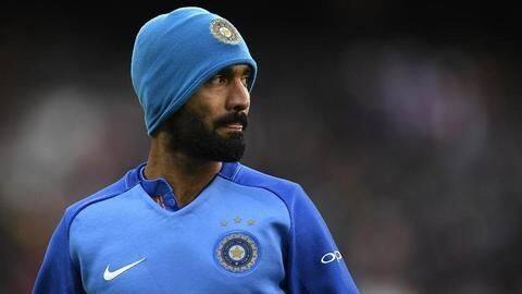 BCCI ने दिनेश कार्तिक को जारी किया कारण बताओ नोटिस, जानें क्या है मामला BCCI ने दिनेश कार्तिक को जारी किया कारण बताओ नोटिस, जानें क्या है मामला