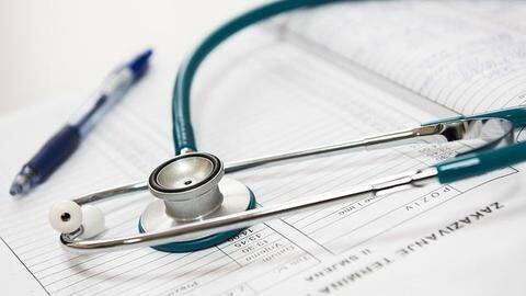 AIIMS Recruitment 2018: सीनियर रेसिडेंट पद के लिए निकली भर्ती, यहां से करें आवेदन AIIMS Recruitment 2018: सीनियर रेसिडेंट पद के लिए निकली भर्ती, यहां से करें आवेदन