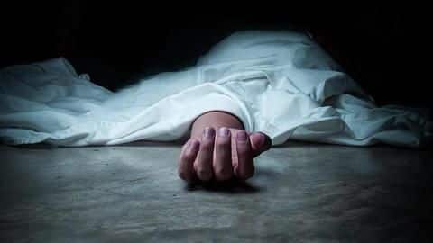 बिहार में दो कोरोना संदिग्धों की प्रशासन को सूचना देने पर युवक की पीट-पीटकर हत्या बिहार में दो कोरोना संदिग्धों की प्रशासन को सूचना देने पर युवक की पीट-पीटकर हत्या