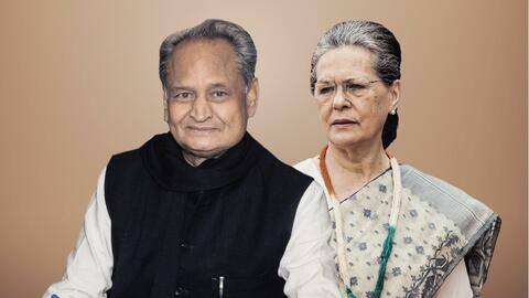 कांग्रेस अध्यक्ष पद का चुनाव नहीं लड़ेंगे अशोक गहलोत, सोनिया गांधी से मांगी माफी कांग्रेस अध्यक्ष पद का चुनाव नहीं लड़ेंगे अशोक गहलोत, सोनिया गांधी से मांगी माफी