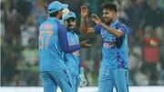 उमरान मालिक ने फेंकी भारत के लिए सबसे तेज रफ्तार गेंद, तोड़ा बुमराह का रिकॉर्ड