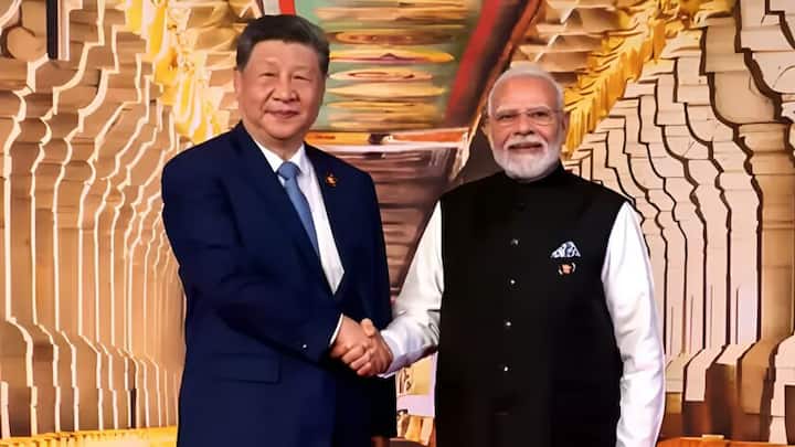 प्रधानमंत्री मोदी और चीनी राष्ट्रपति जिनपिंग के बीच द्विपक्षीय बैठक, क्या हुई चर्चा?