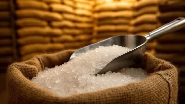 #NewsBytesExplainer: क्या चीनी की बढ़ती कीमतों के पीछे एथेनॉल नीति है वजह?