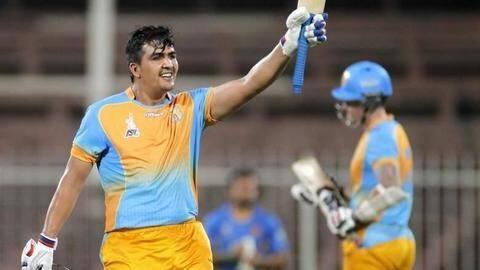6 गेंदों में 6 छक्के लगाने वाला 'हज़रतुल्लाह जज़ई' 6 गेंदों में 6 छक्के लगाने वाला 'हज़रतुल्लाह जज़ई'