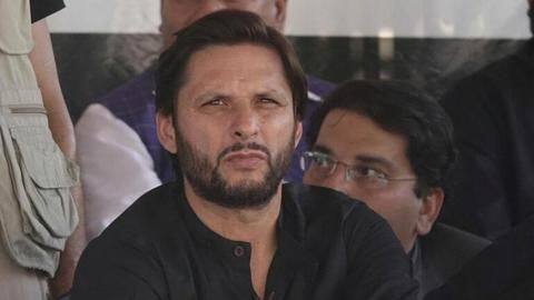 शाहिद अफरीदी का आरोप, कहा- IPL कॉन्ट्रैक्ट की वजह से पाकिस्तान नहीं आ रहे श्रीलंकाई खिलाड़ी शाहिद अफरीदी का आरोप, कहा- IPL कॉन्ट्रैक्ट की वजह से पाकिस्तान नहीं आ रहे श्रीलंकाई खिलाड़ी