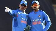 मैच को पढ़ने और रणनीति बनाने में धोनी से काफी पीछे हैं कोहली- धोनी के कोच