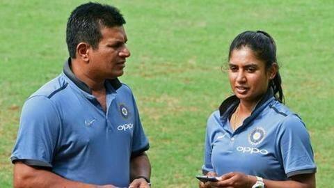 IPL सट्टेबाज़ी मामले में भारतीय महिला क्रिकेट टीम के पूर्व कोच तुषार अरोठे समेत 19 गिरफ्तार IPL सट्टेबाज़ी मामले में भारतीय महिला क्रिकेट टीम के पूर्व कोच तुषार अरोठे समेत 19 गिरफ्तार