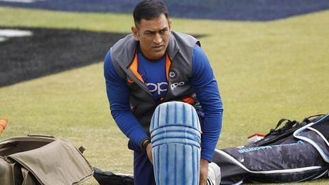 क्रिकेट सलाहकार समिति ने सेलेक्टर्स के इंटरव्यू लेने के दौरान धोनी के भविष्य पर पूछा सवाल क्रिकेट सलाहकार समिति ने सेलेक्टर्स के इंटरव्यू लेने के दौरान धोनी के भविष्य पर पूछा सवाल