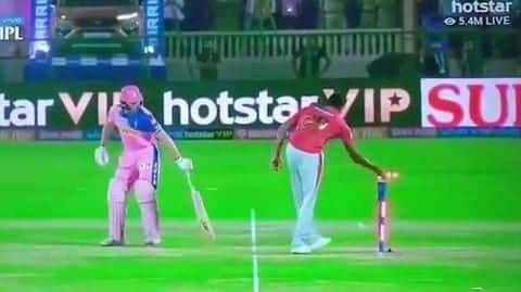 IPL: 'मांकड़' होने वाले पहले बल्लेबाज़ बने बटलर, जानिए इसके नियम, अंतर्राष्ट्रीय क्रिकेट में इसकी घटनाएं IPL: 'मांकड़' होने वाले पहले बल्लेबाज़ बने बटलर, जानिए इसके नियम, अंतर्राष्ट्रीय क्रिकेट में इसकी घटनाएं